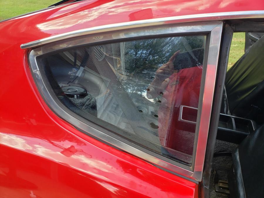 Детали экстерьера Datsun 240Z 5-Speed Project (HS30) 1971 года  (фото 19 из 91)